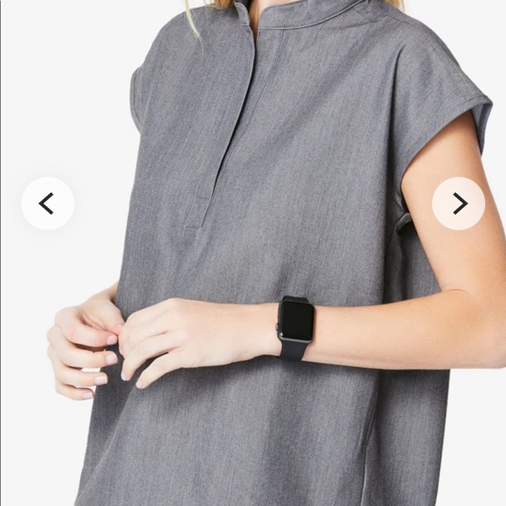 Graphite gray figs scrub set